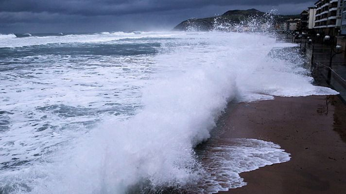 El tiempo - Vientos fuertes del Cantábrico a Pirineos, Baleares y litoral sur