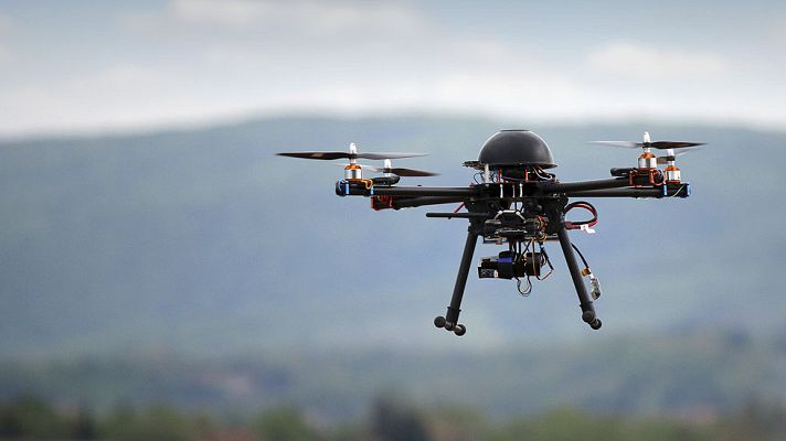 Telediario 1 - Investigan en A Coruña el uso de drones para el transporte de órganos para trasplantes