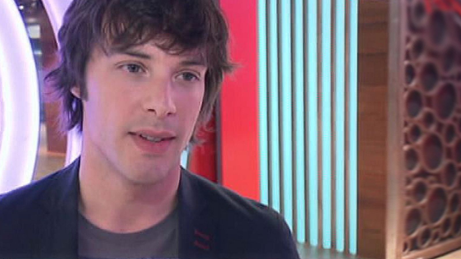 ¿Cómo le gusta vestir a Jordi Cruz?