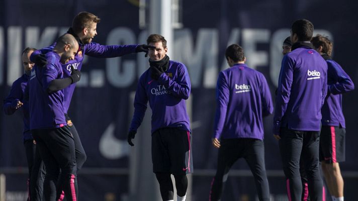 Telediario 1 - El Barça quiere cortar la racha del Villarreal