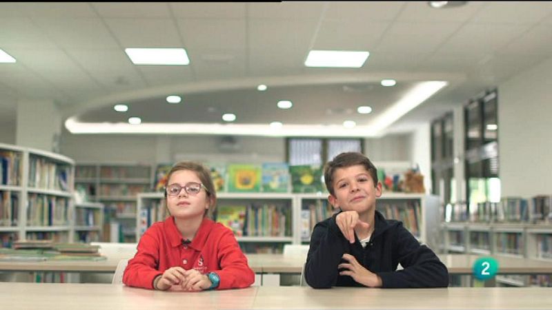 Página Dos - El miniclub: "Papá y mamá son invisibles",  de Alfredo Gómez Cerdá