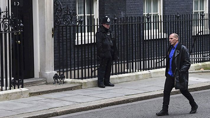 Telediario 1 - El ministro de Finanzas griego llega a Londres para negociar