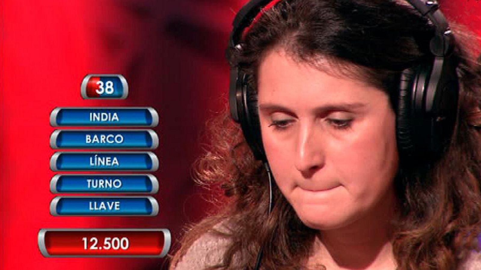 Elena se enfrenta a 'La Guillotina' | Ver