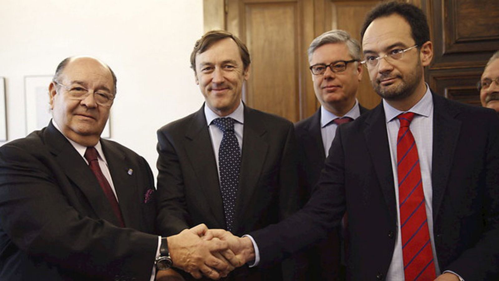 PP y PSOE registran en el congreso las medidas contra el terrorismo