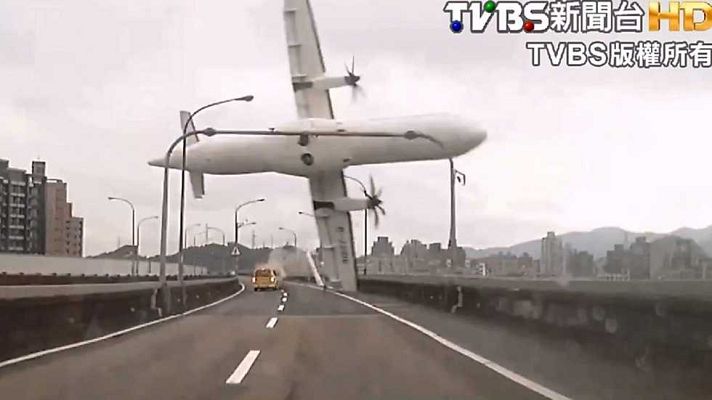 Telediario 1 - Telediario - 15 horas - 04/02/15