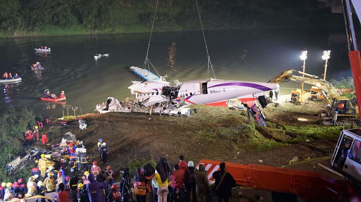 Telediario 1 - Telediario 2 en 4' - 04/02/15