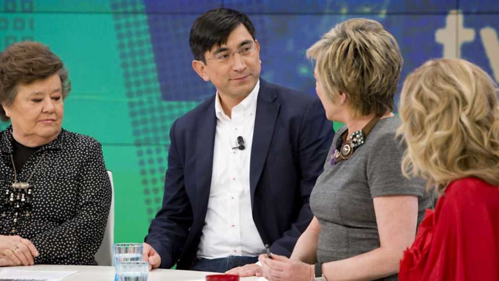 Amigas y conocidas - 06/02/15 - ver ahora