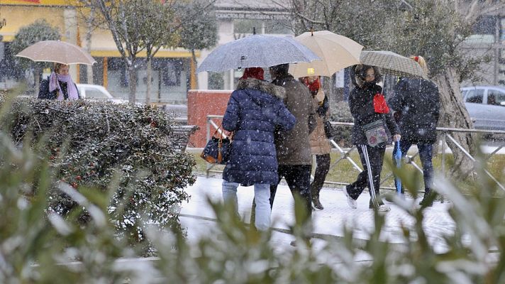 El tiempo - Nuboso con nevadas en cotas bajas
