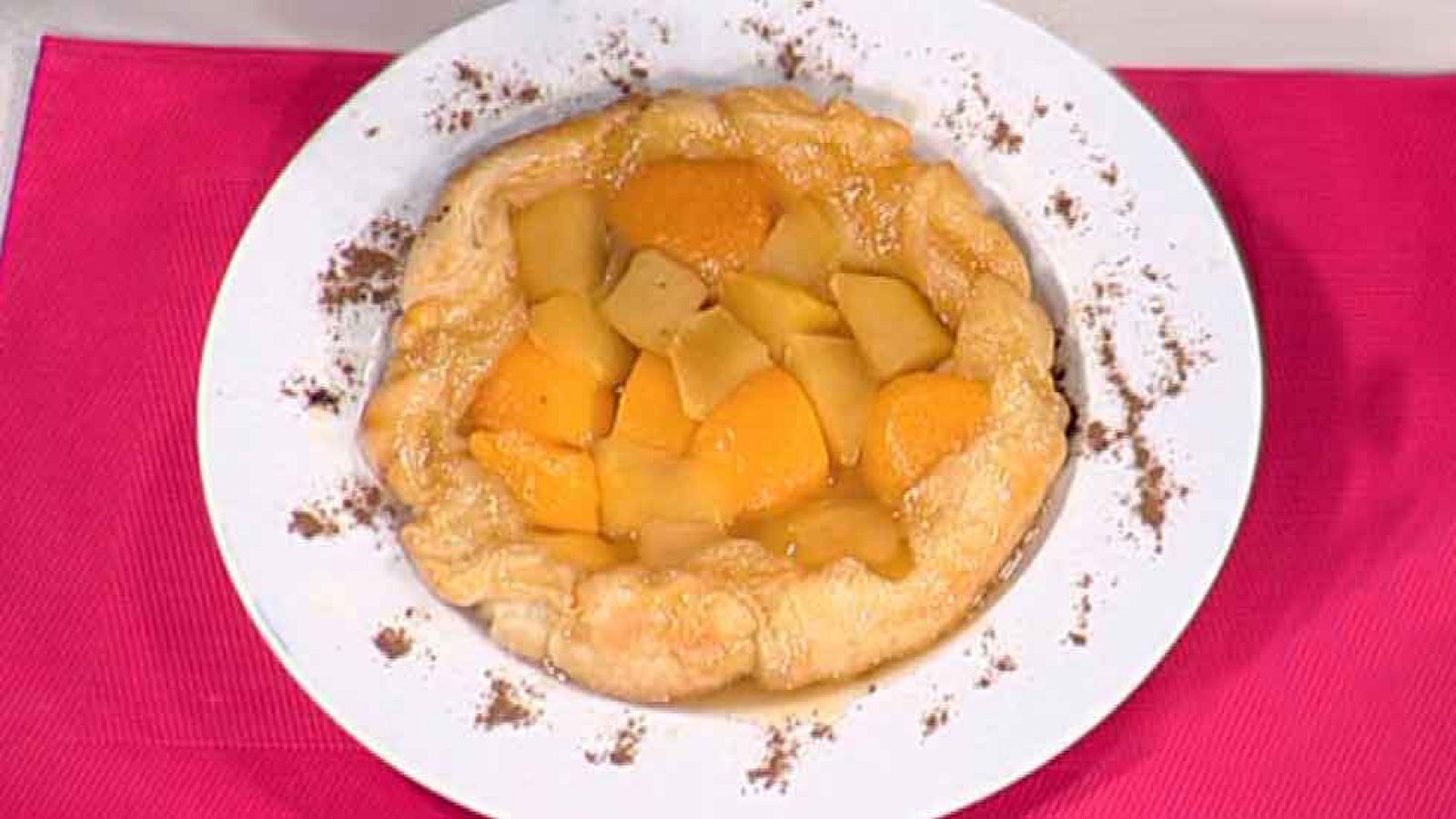 Tarta tatín de manzana y melocotón