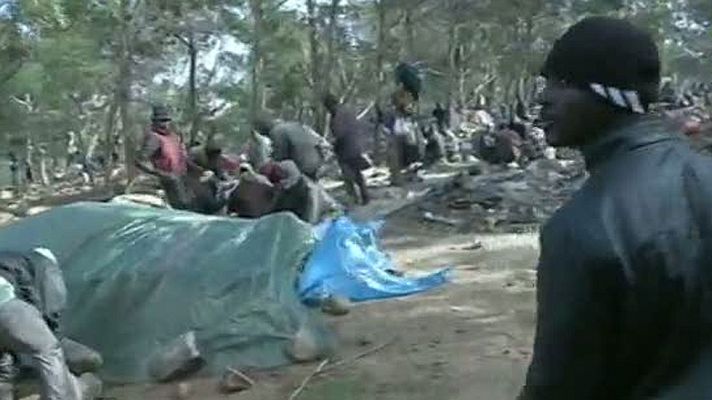 Telediario 1 - Se desmantelarán los campamentos ilegales