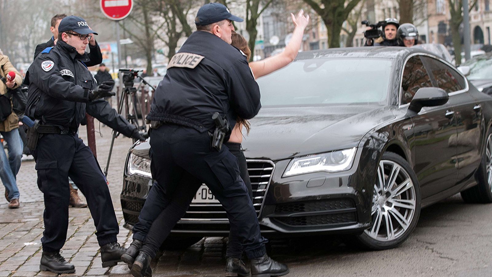 Dominique Strauss-Kahn dice que "no sabía" que las mujeres de sus orgías eran prostitutas