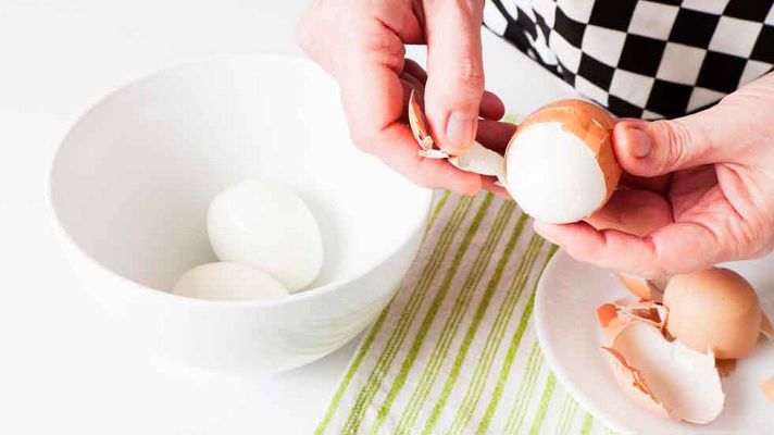 La mañana - Así se pela un huevo duro en 7 segundos