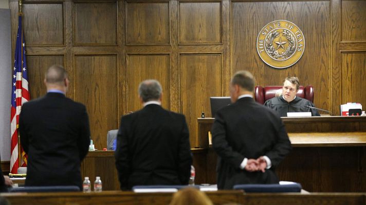 Telediario 1 - Juicio contra el asesino del francotirador de Clint Eastwood