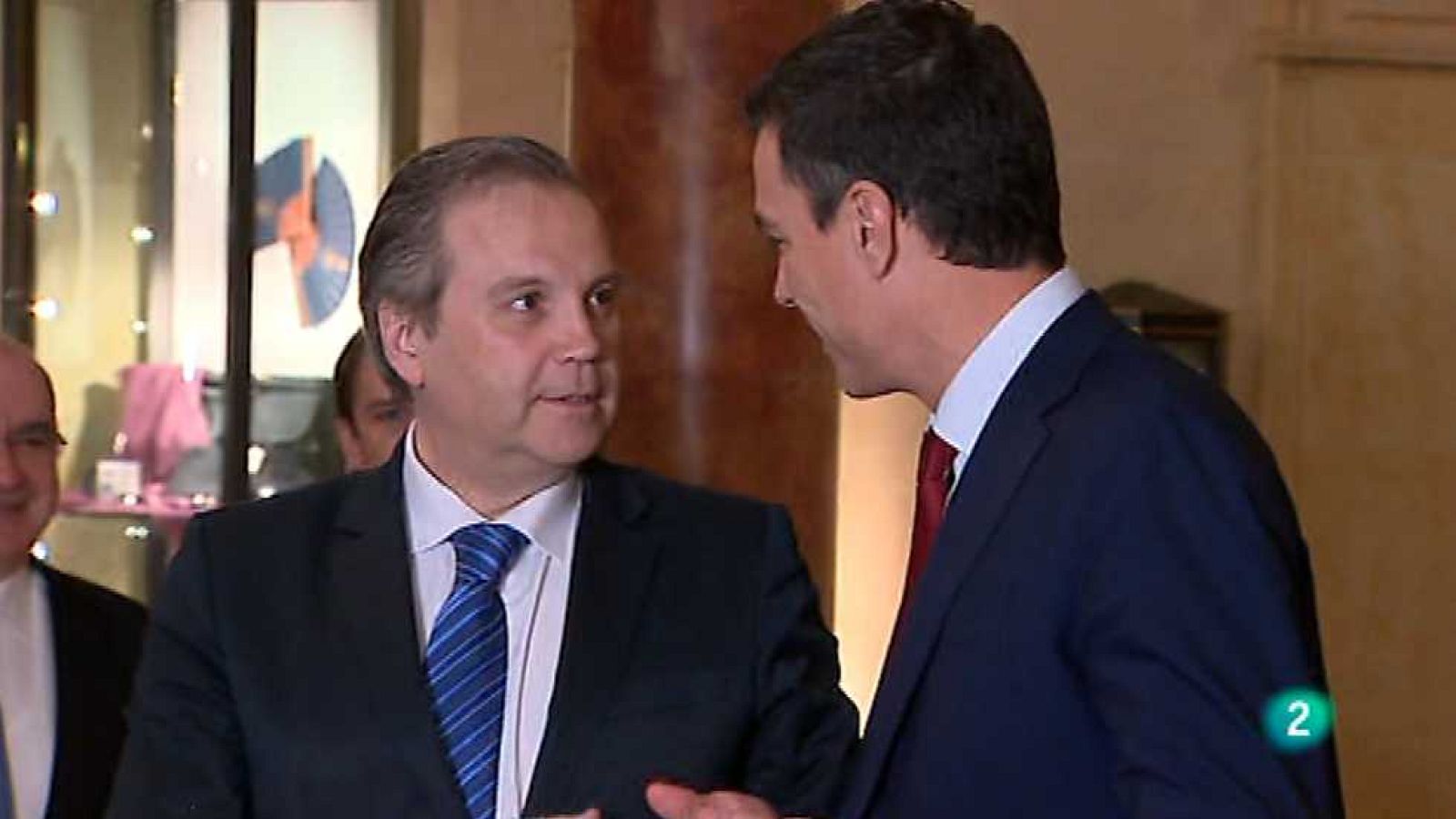 La 2 Noticias - 11/02/15 - Ver ahora