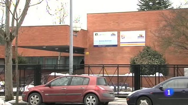 Telediario 1 - La Ertzaintza investiga una trama de paquistaníes acusados de falsificar pasaportes