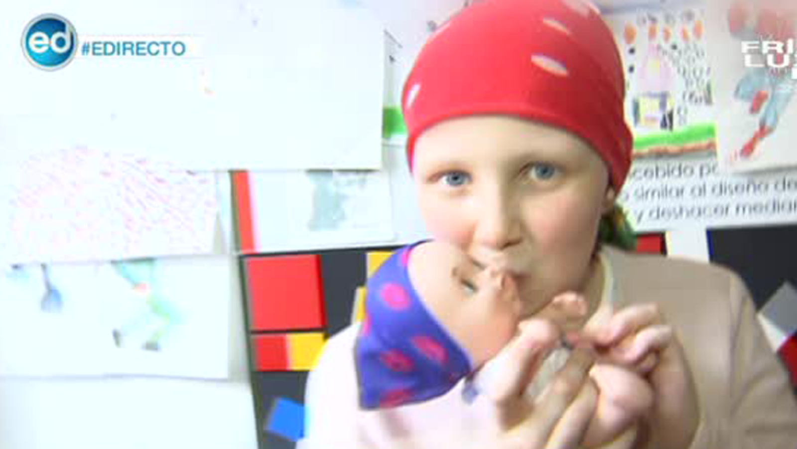 España Directo- España Directo se une al 'beso pelón'