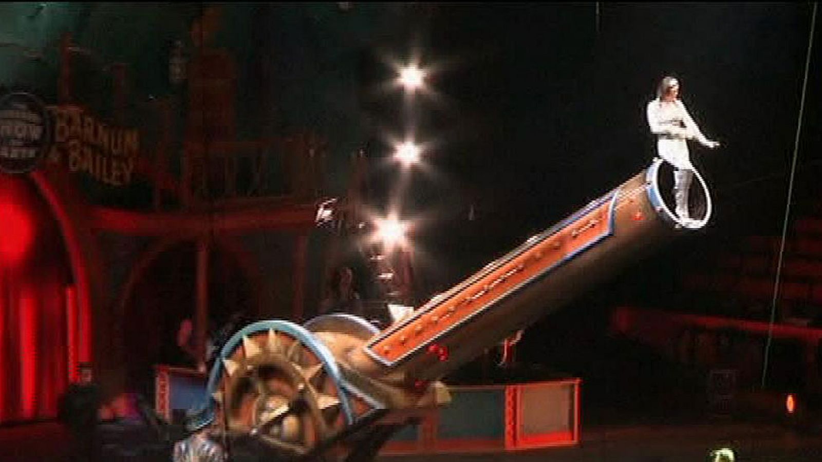 llama Gemma Kirby, la increíble mujer bala - Informativo 24h | Ver