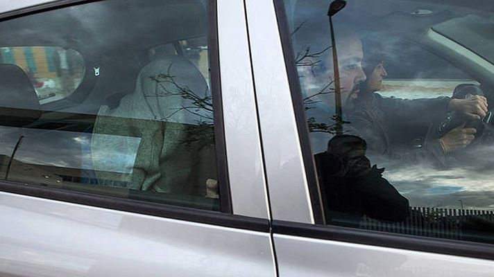 Telediario 1 - El juez continuará investigando solo los presuntos abusos a menores del padre Román en Granada