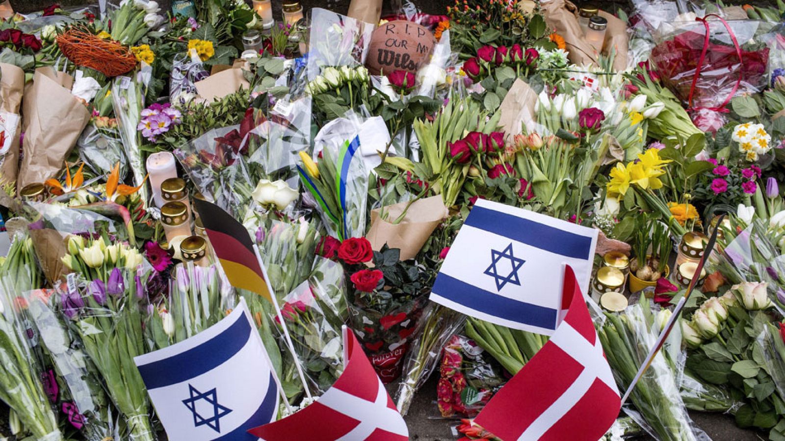 Telediario 2 en cuatro minutos - 16/02/15