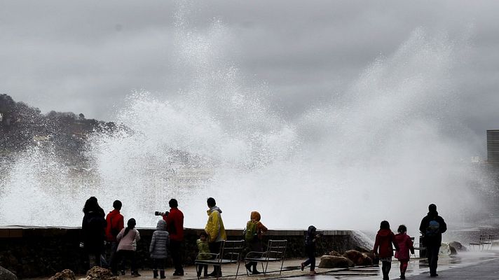 El tiempo - Precipitaciones fuertes en los litorales sur
