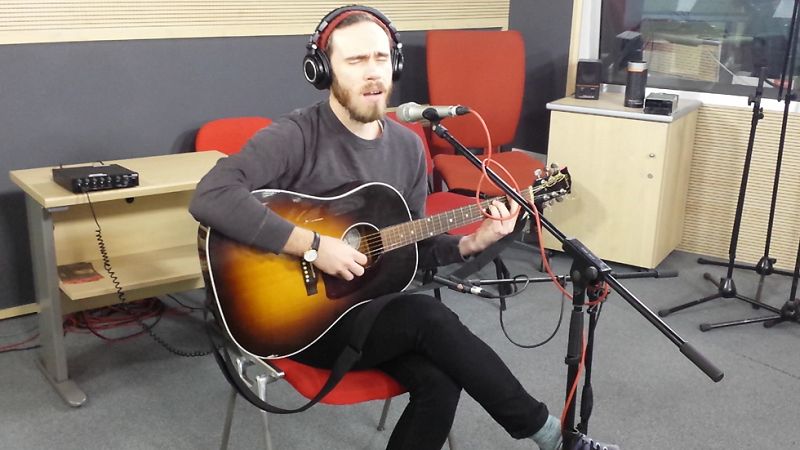 Las mañanas de RNE - James Vincent McMorrow interpreta "Glacier"