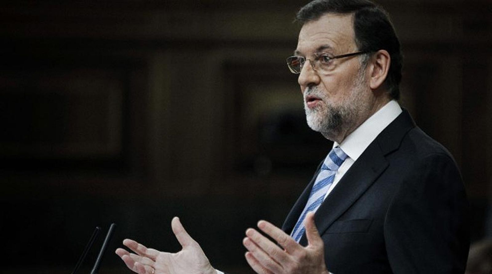 Rajoy reprocha al PSOE hacer en el Gobierno lo contrario de lo que dice antes - Informativo 24h | Ver