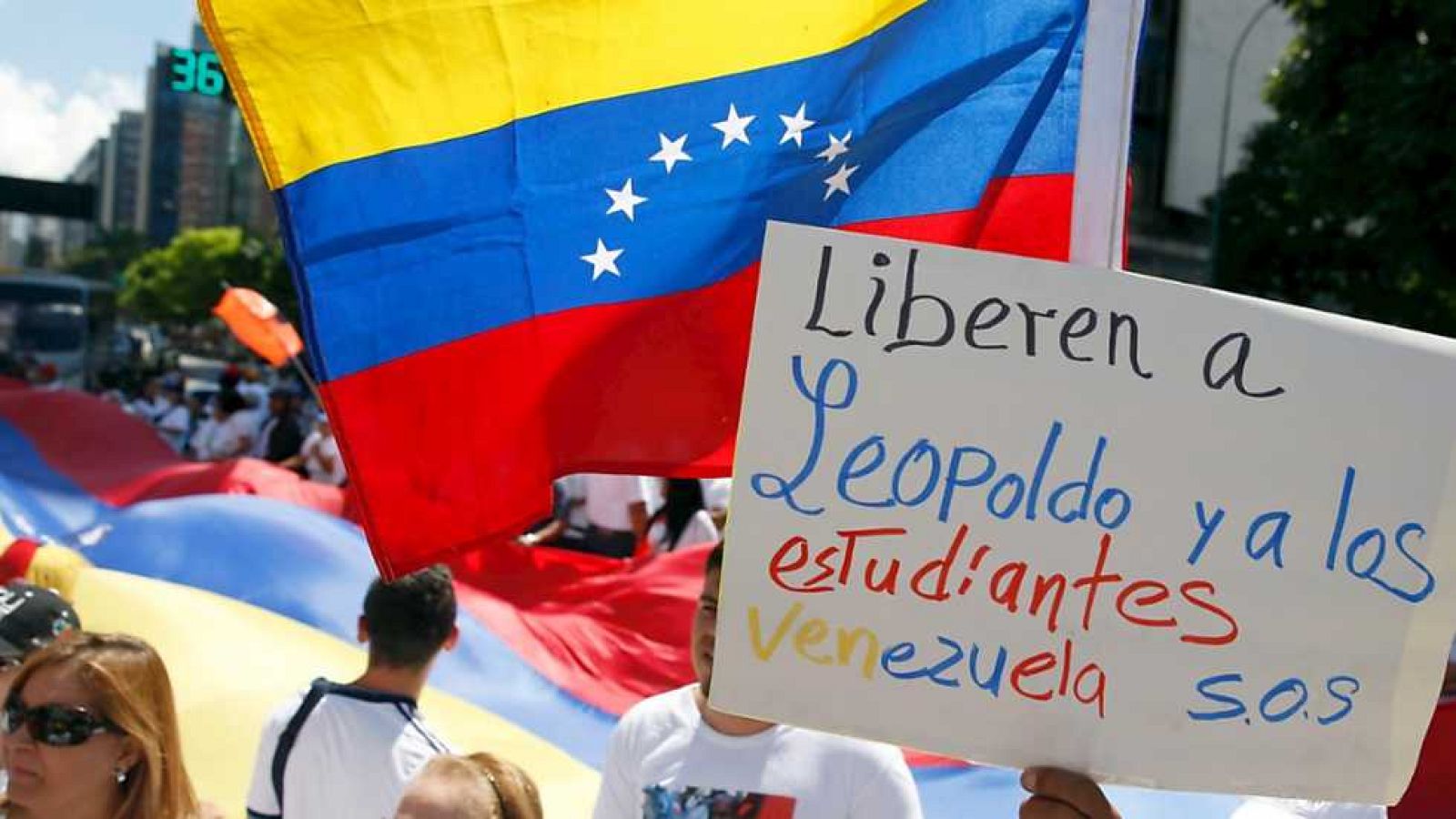 La tarde en 24 horas - Bloque 18 h. - 18/02/15 - Ver ahora