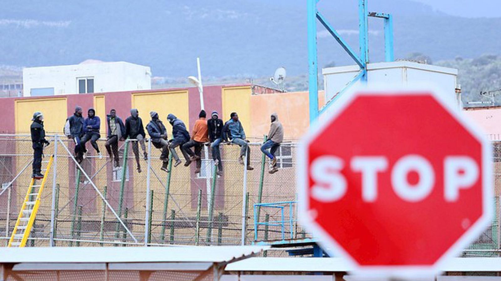 Telediario 1 en cuatro minutos - 19/02/15