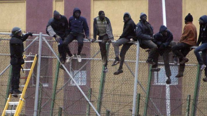 Telediario 1 - Telediario - 15 horas - 19/02/15