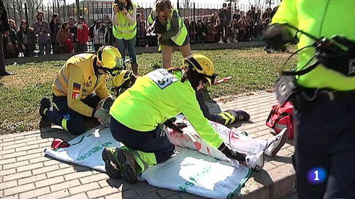 Telediario 1 - Un simulacro pone a prueba al personal sanitario del Hospita