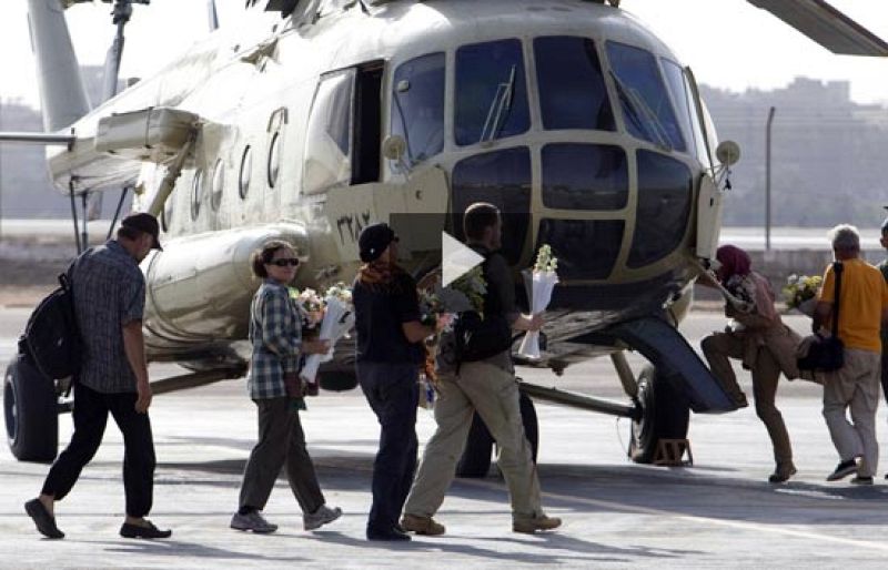 Los turistas secuestrados llegan a El Cairo | Ver