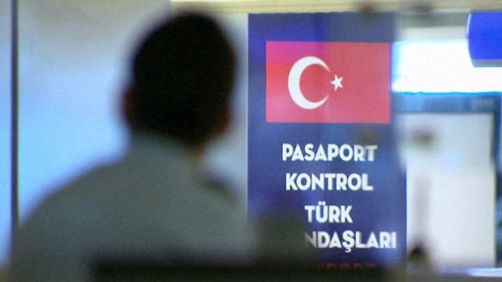 Telediario 1 - Las autoridades británicas piden a Turquía más control