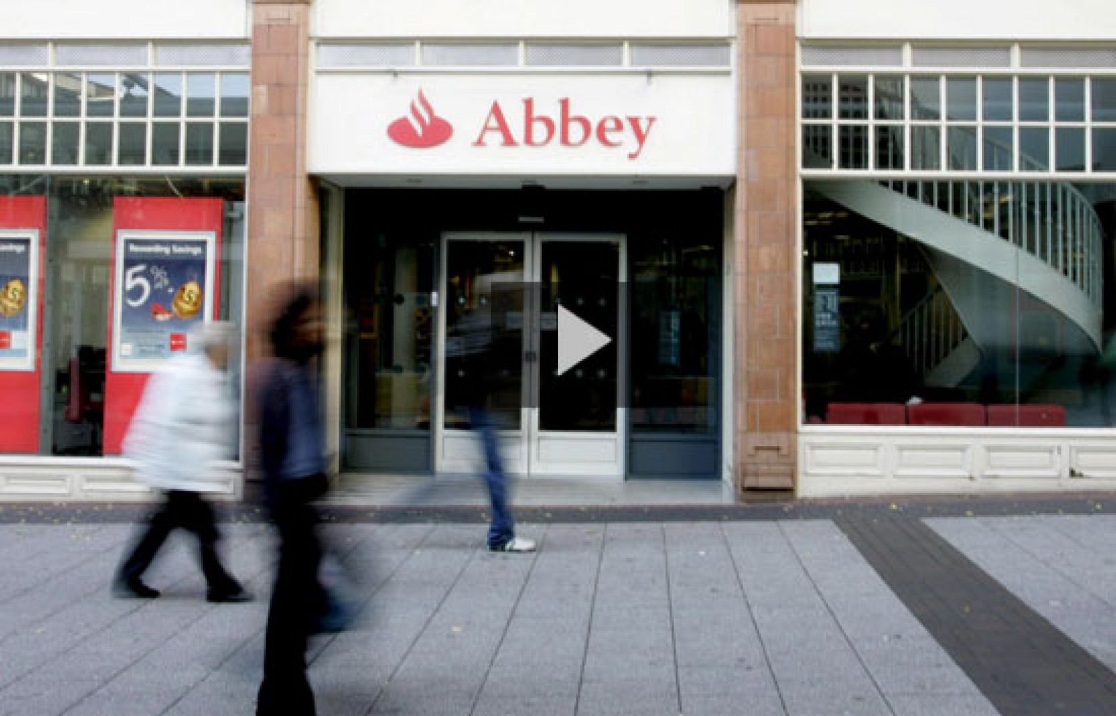 La crisis financiera provoca movimientos en el sector bancario | Ver