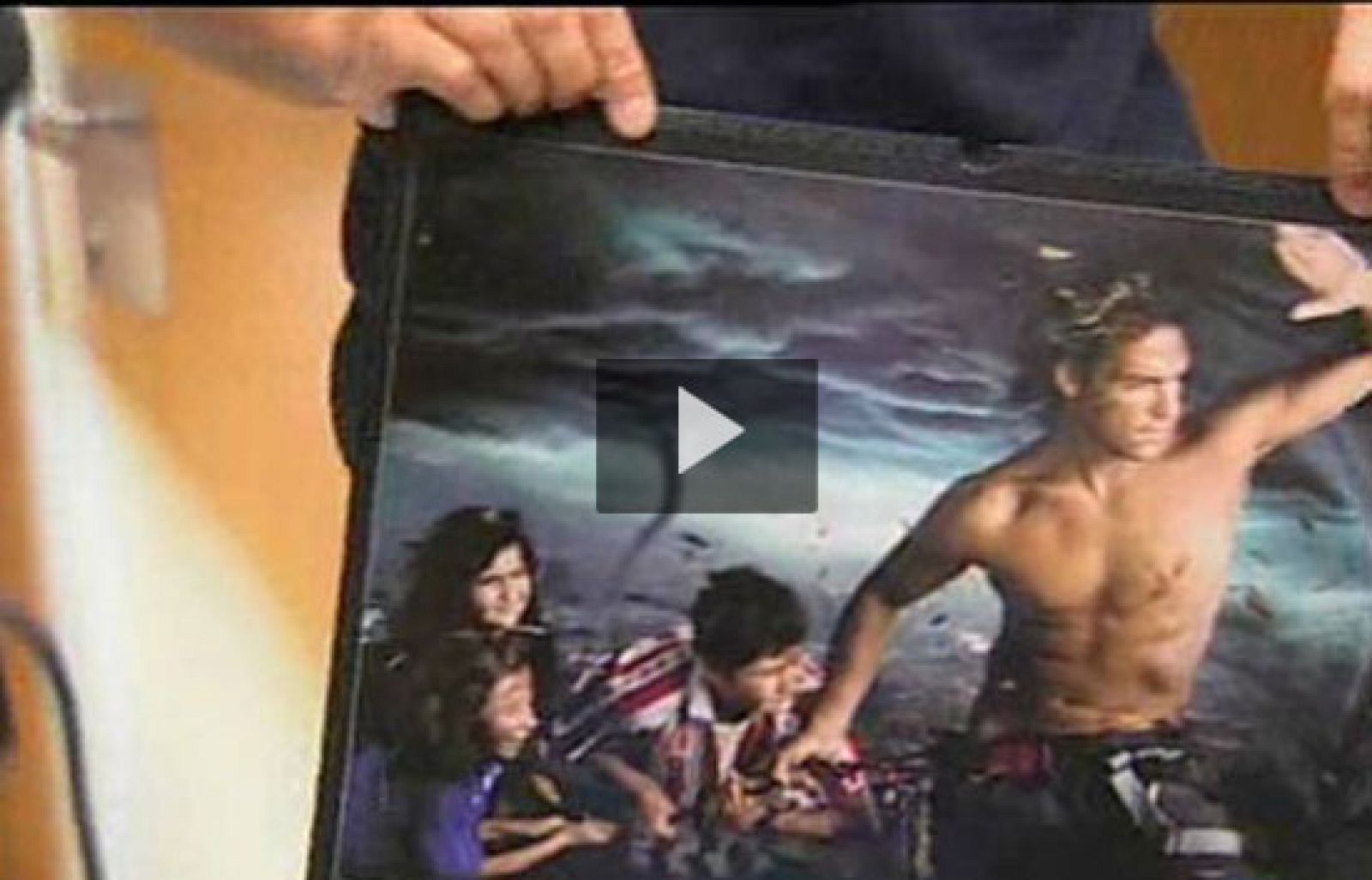 Los bomberos de Bilbao posan para un calendario | Ver