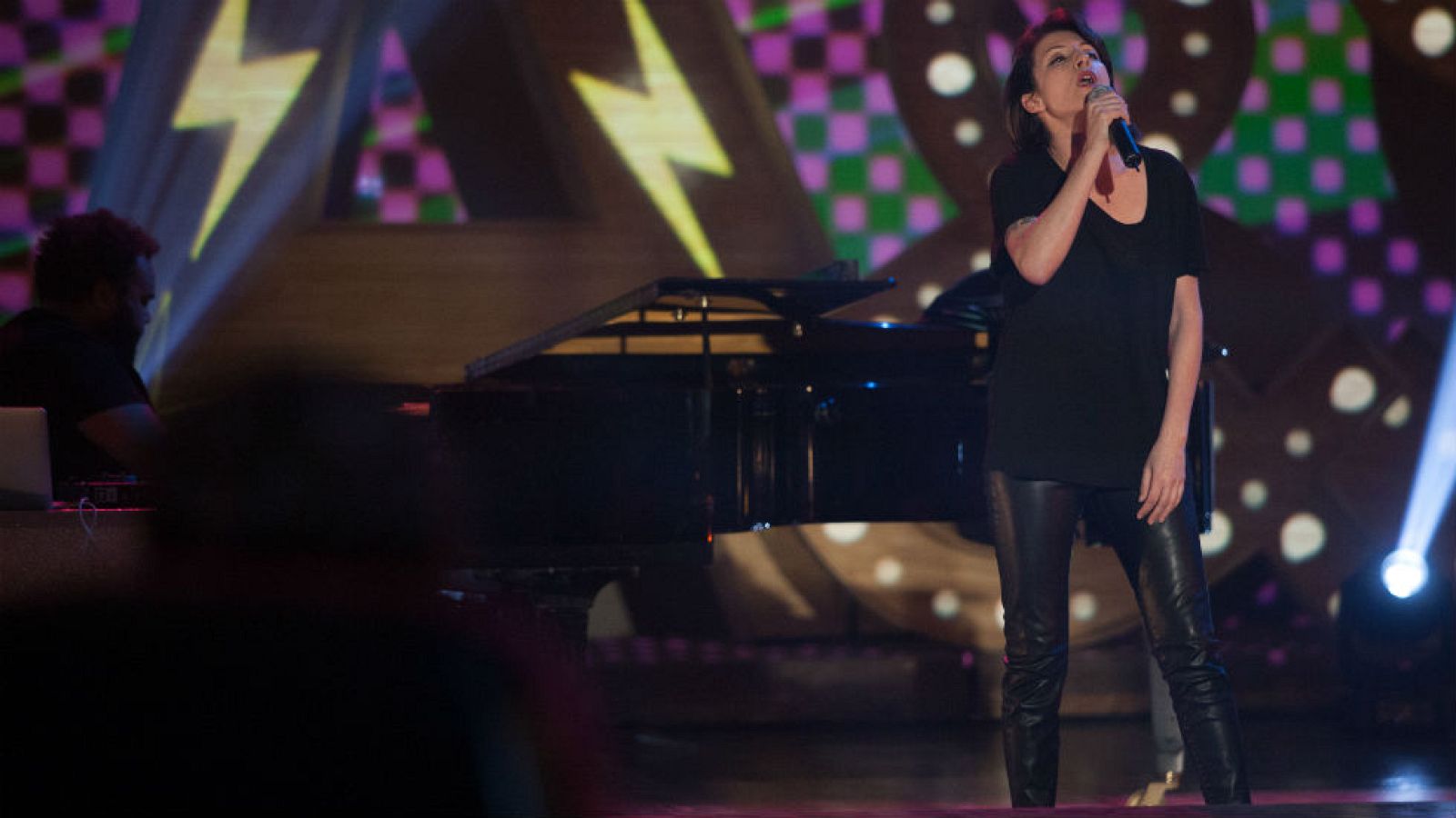 Alaska y Segura: NajwaJean cierran el estreno del programa