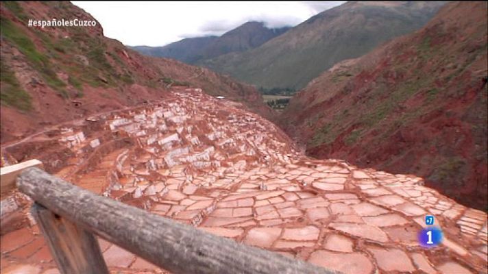 Españoles en el mundo - Salinas de Maras