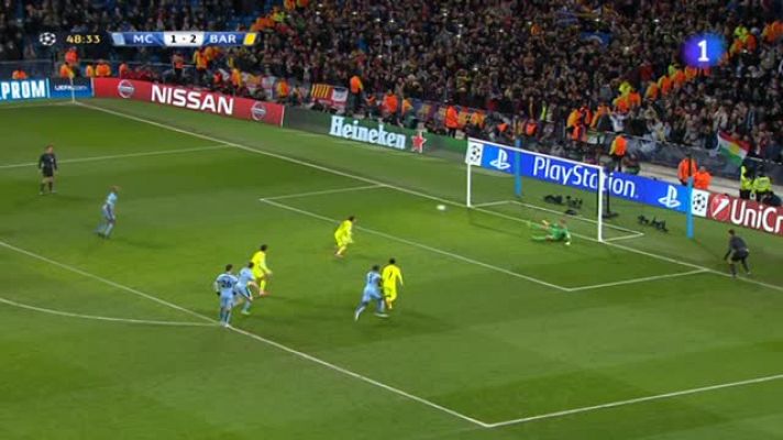 Champions League - Messi falla un penalti en el último minuto