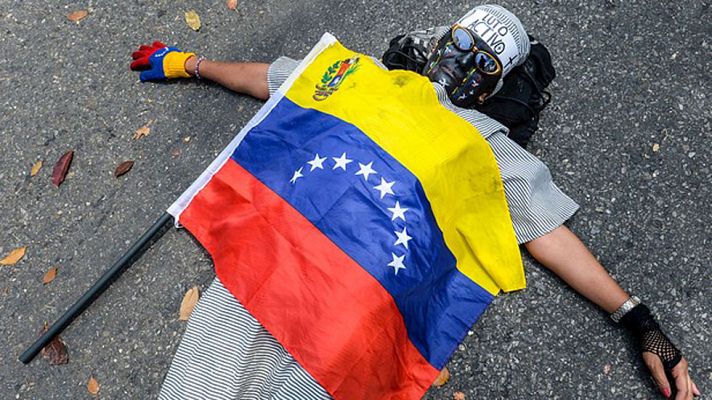 Telediario 1 - Protestas en Venezuela tras la muerte de un joven durante una manifestación opositora