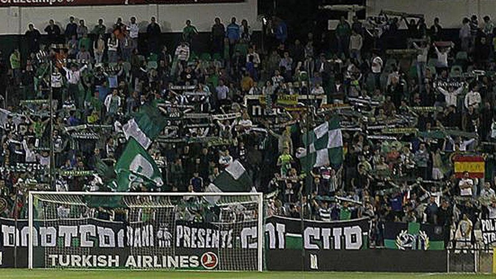 Los cánticos machistas de los ultras del Betis han provocado una reacción en cadena. La investigación de la Fiscalía de Sevilla, el cierre parcial de la grada sur del Villamarín... y las palabras del presidente del Betis, que califica de injusta y op