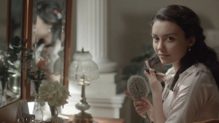 Somos promos - Carla Díaz, la pequeña de 'Seis Hermanas'