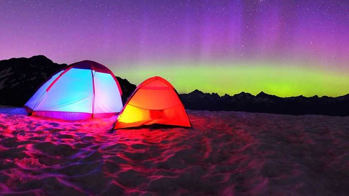 Documenta2 - Aurora, llamaradas en el cielo