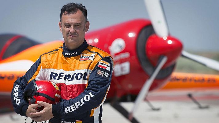 Telediario 1 - Cástor Fantoba, acostumbrado a ver el mundo al revés