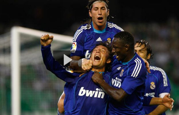  - Schuster sacará su defensa de lujo