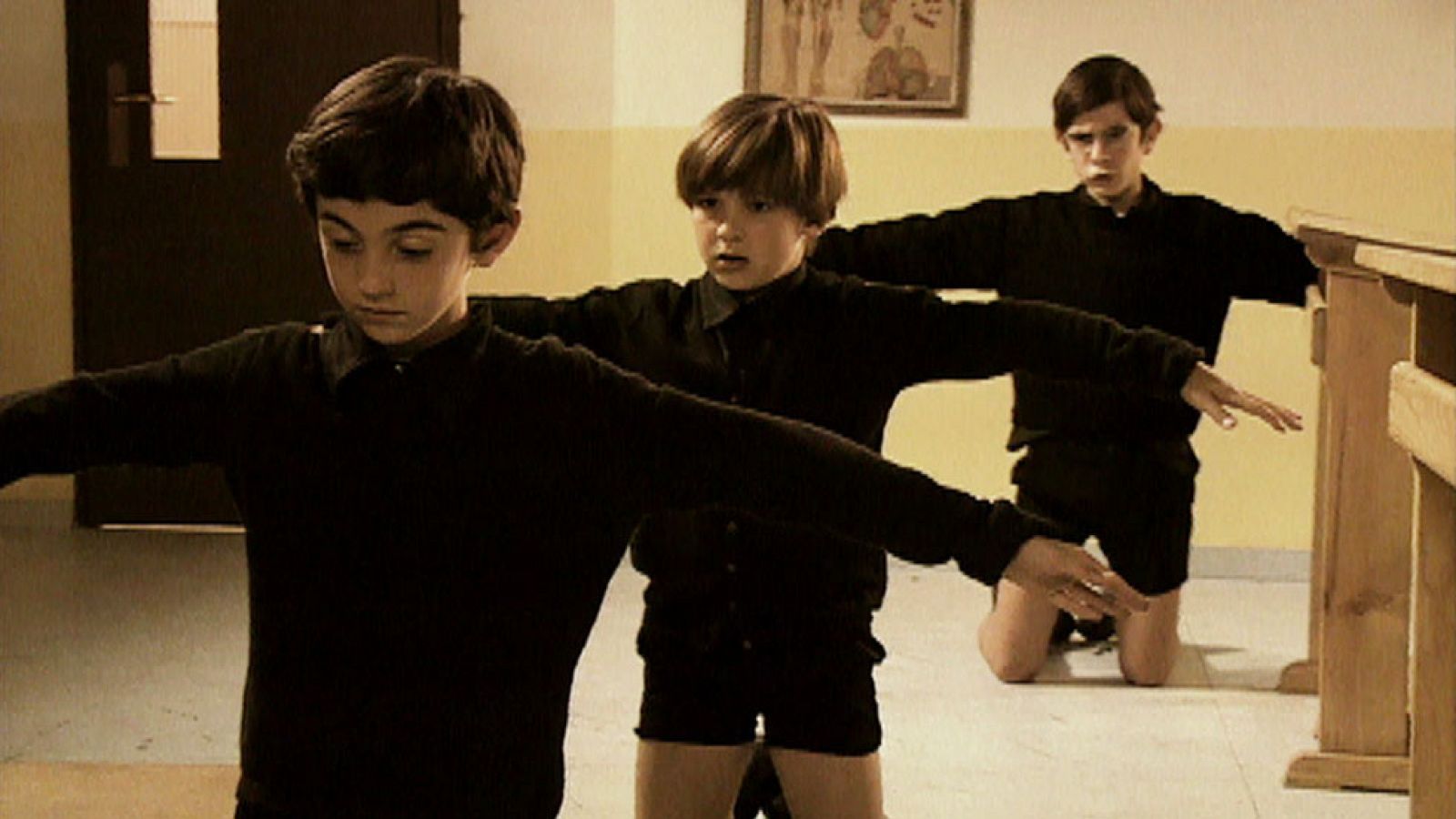 Cuéntame cómo pasó - El precio de un luto inventado