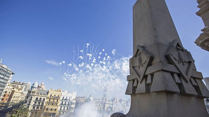Telediario 1 - Seguridad en las mascletás de Valencia