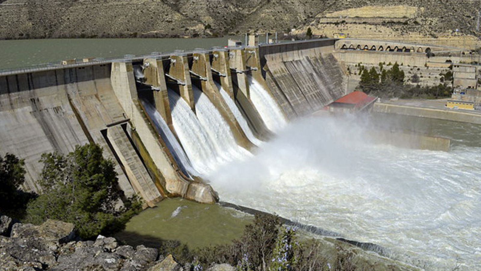 Los embalses de la Cuenca del Ebro se sitúan al máximo de su capacidad