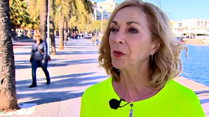 Katherine Switzer está en Palma apadrinando el maratón para mujeres. Reparte abrazos y alguna lágrima entre las corredoras que tienen 42 kilómetros por delante. Ella no ha corrido aunque ya tiene fijada su próxima meta. En 2017 con 70 años, planea re