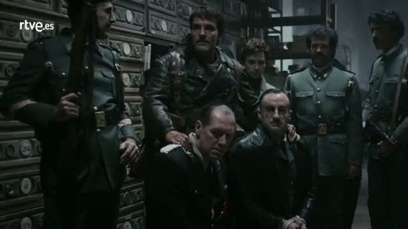 El Ministerio del Tiempo - ¿Ese tal Luis Aragonés es otro grande de España? | Ver