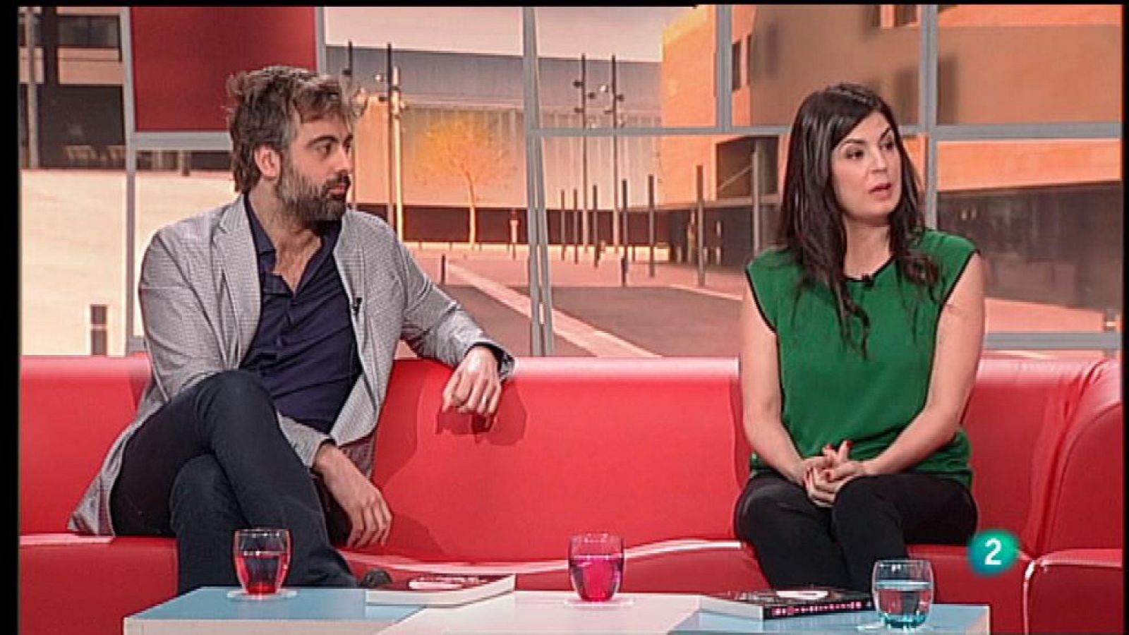 Para Todos La 2 - Entrevista - Oiana Esparza y Ángel G. Caballero