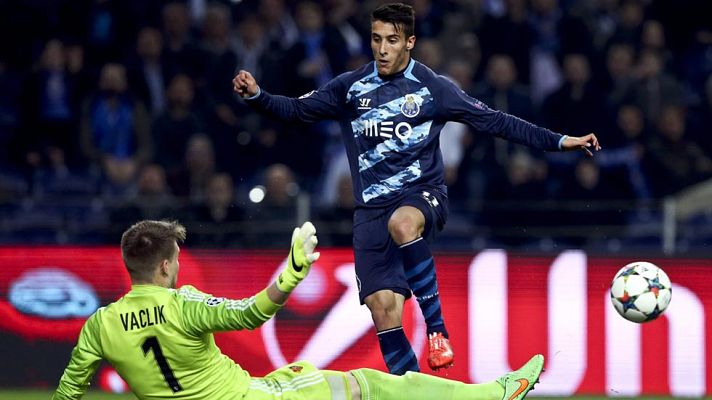 Telediario 1 - El Oporto golea al Basilea y sella su pase a cuartos